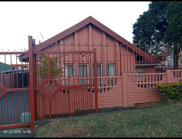 3 BEDROOM HOUSE FOR SALE IN NORTHDALE